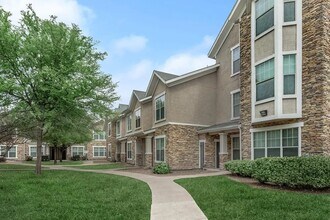 Building Photo - 4101 Delafield Ln