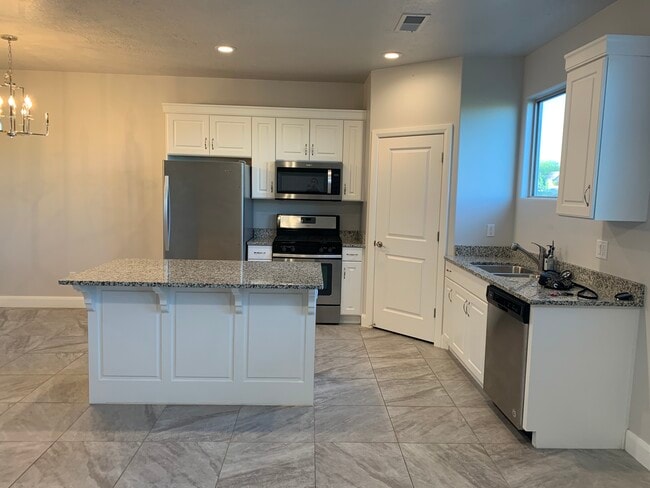 Kitchen. - 355 W 200 S
