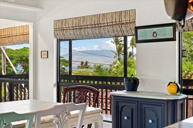 Building Photo - 3161 Mapu Dr