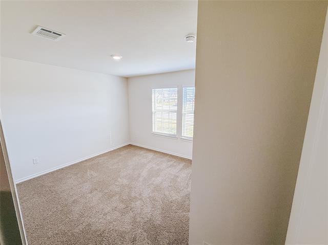 Foto del edificio - 227 HappyWell Ln