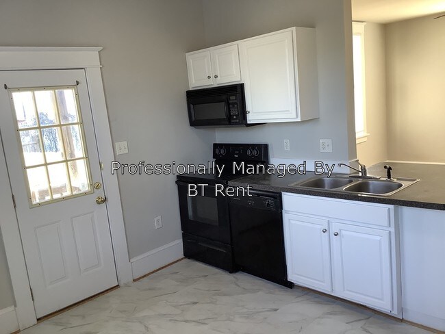 Foto del edificio - 1512 Bainbridge St