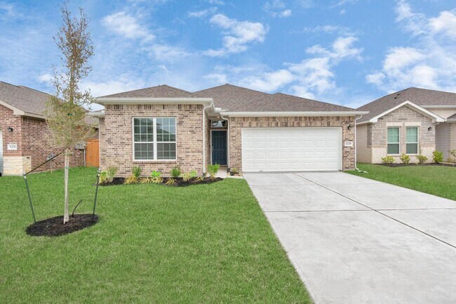 Building Photo - The Maple – Spacious Design, Exceptional L...
