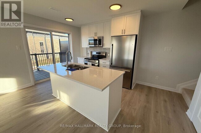 Building Photo - 701 Glenroy Gilbert Dr