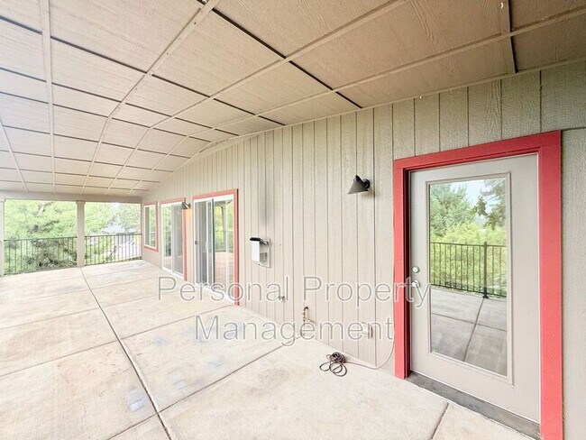 Foto del edificio - 1710 Lincoln Ave