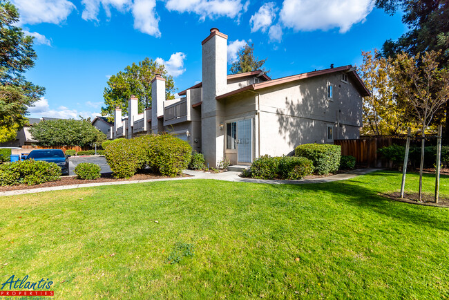 Building Photo - 130 Baroni Ave