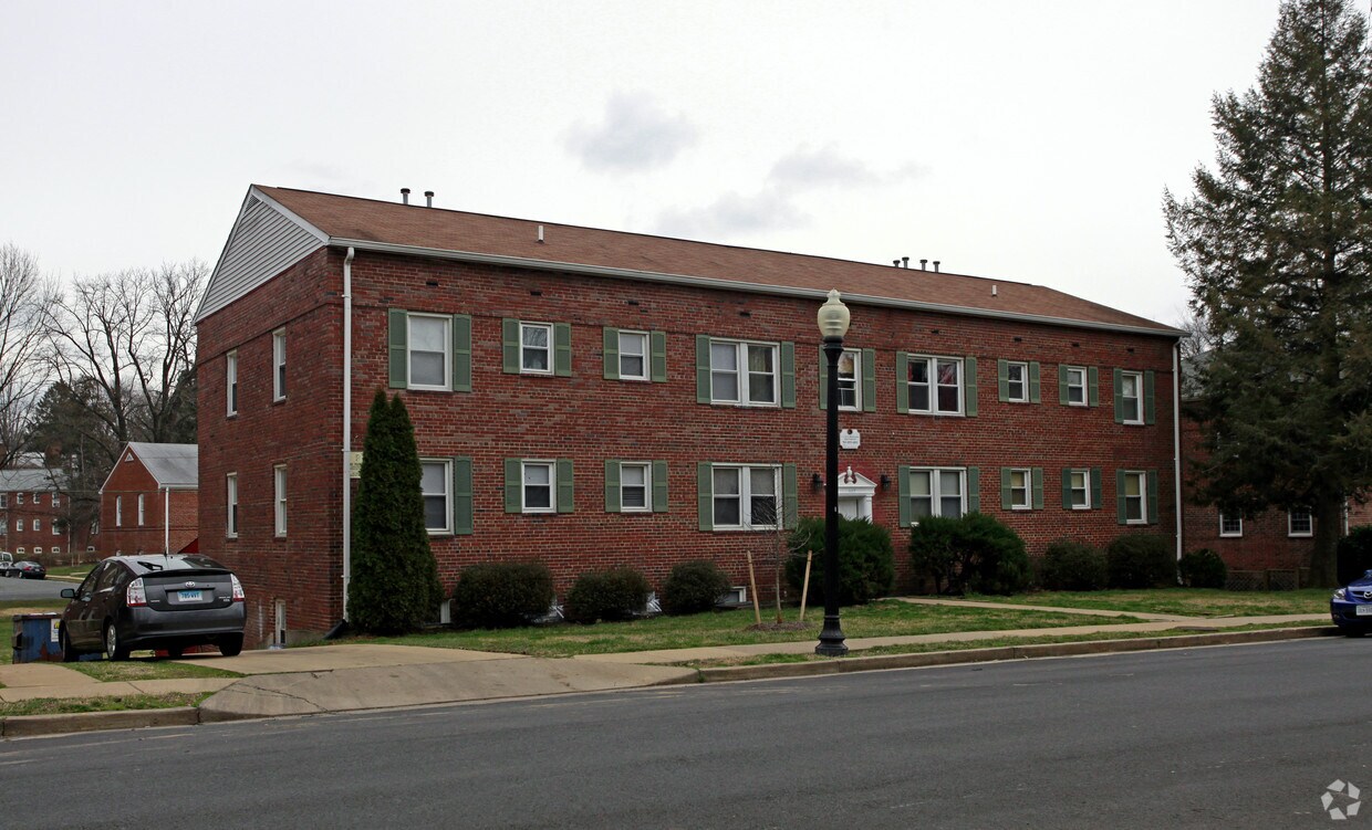 Primary Photo - 1117 N Kenilworth St