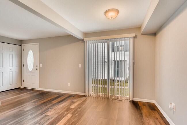 Building Photo - 64 Brookshire Dr