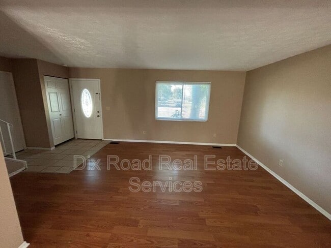 Building Photo - 3603 Ellis Way