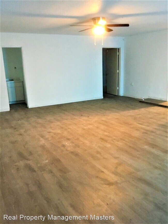Building Photo - 3 br, 3 bath House - 1749 E. Ralph Ave