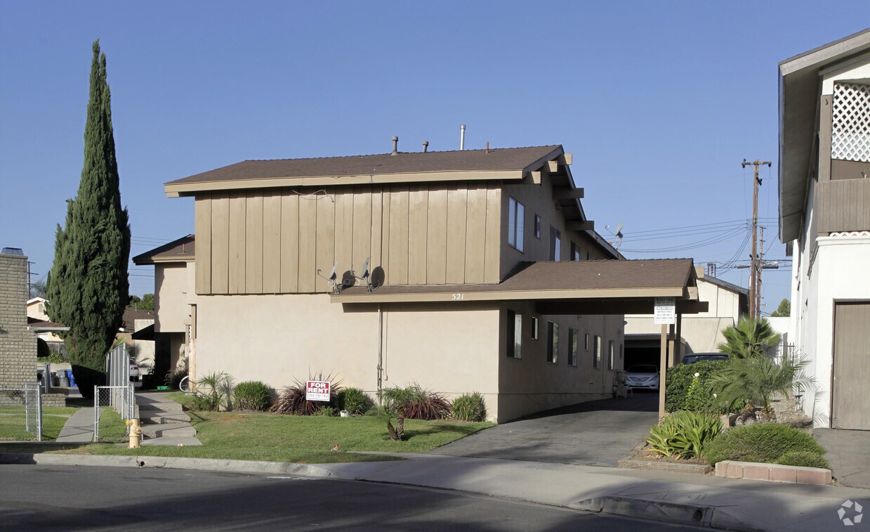 Building Photo - 521 Ridgeway Ln