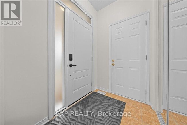 Building Photo - 773 Valin St