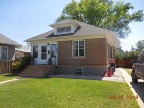 Building Photo - 709 S 5th St