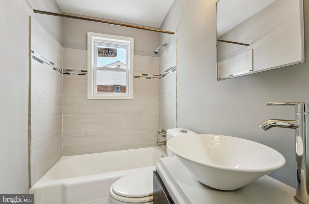 Foto principal - 2711 Shirey Ave