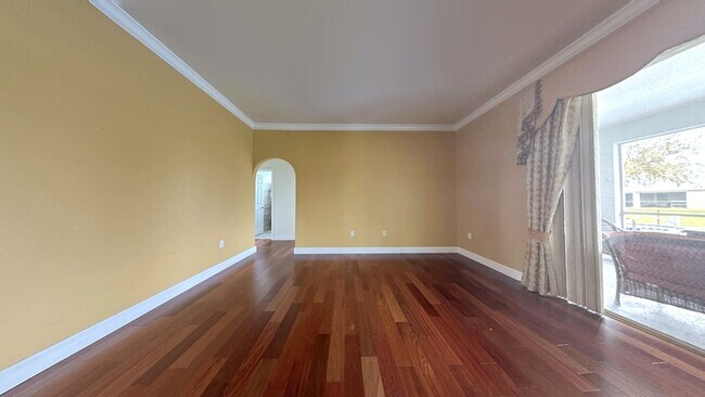 Building Photo - 26530 Trinilas Dr