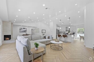 Building Photo - 3215 Whitehall Dr