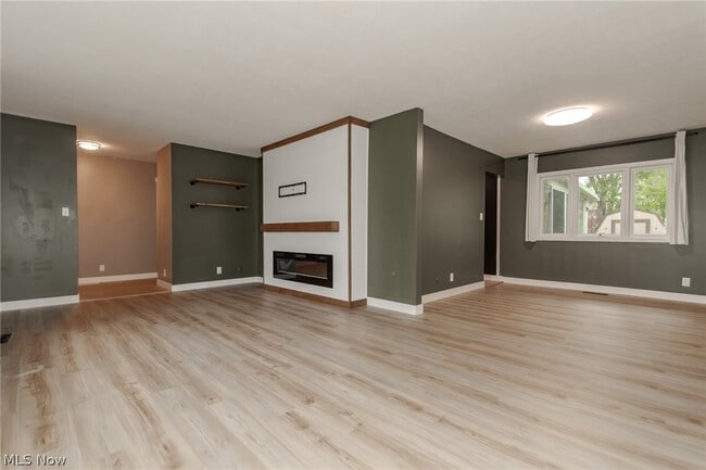 Building Photo - 8806 Norwood Dr