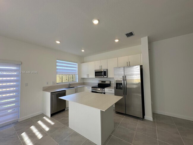 Foto del edificio - 26848 SW 121st Ave