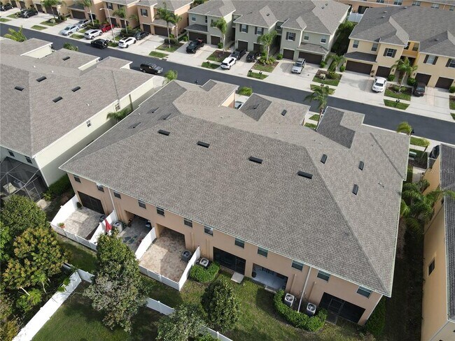 Building Photo - 9481 Trumpet Vine Loop