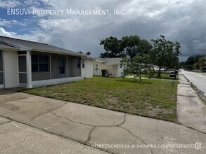 Building Photo - 7705 Farmlawn Dr