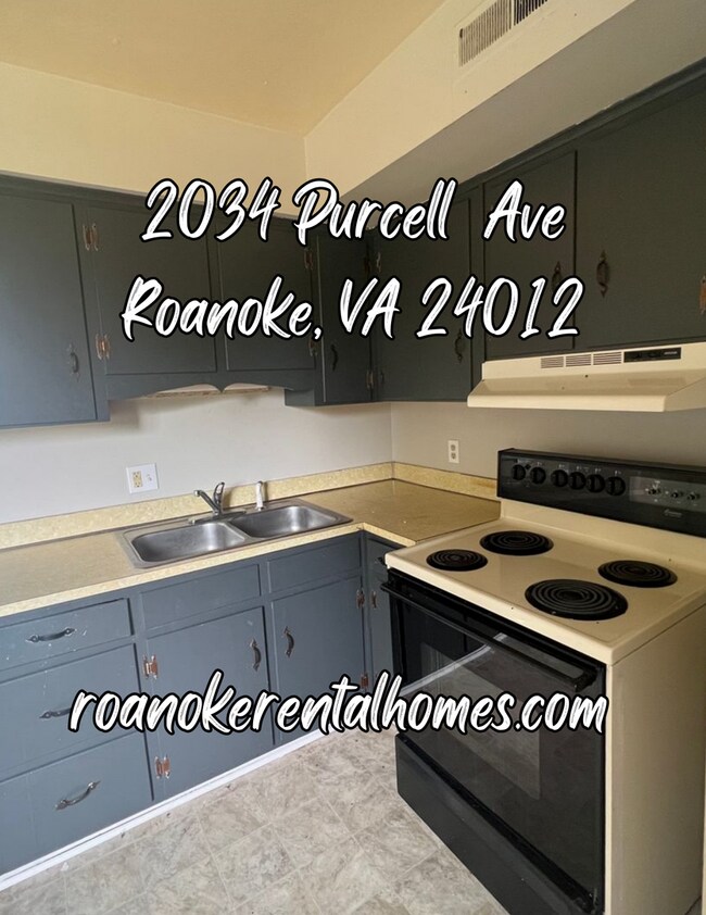 Foto del edificio - 2034-2036 Purcell Ave NE