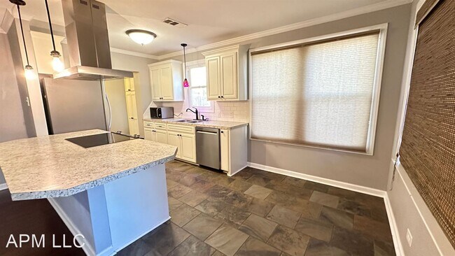 Foto del edificio - 3 br, 2 bath House - 509 Foster st
