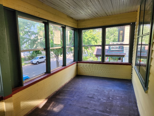 Building Photo - 209 W 33rd St