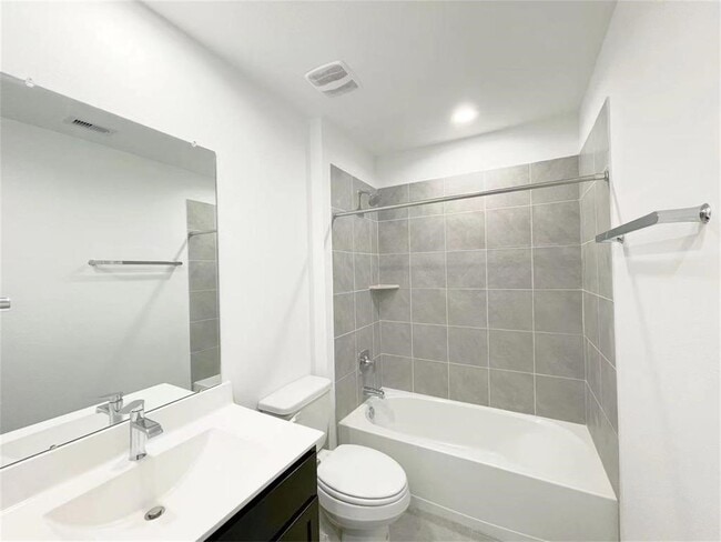 Building Photo - 28935 Yulee Mill Dr