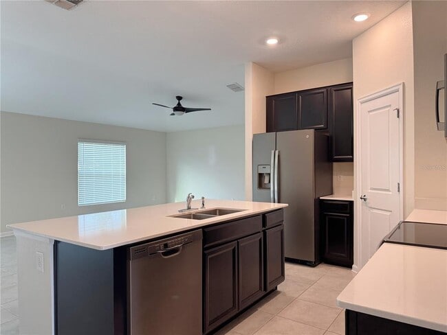 Foto del edificio - 16444 Champlain St