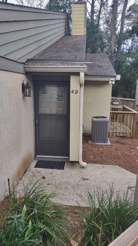 Foto principal - 1571 Stone Rd
