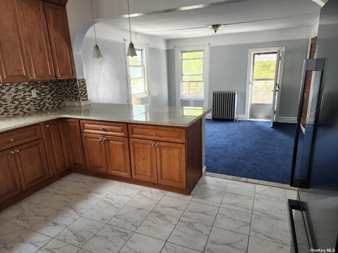 Foto del edificio - 107 Miller Ave