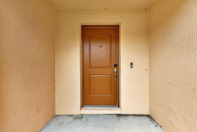 Foto del edificio - 1564 Wynford Cir