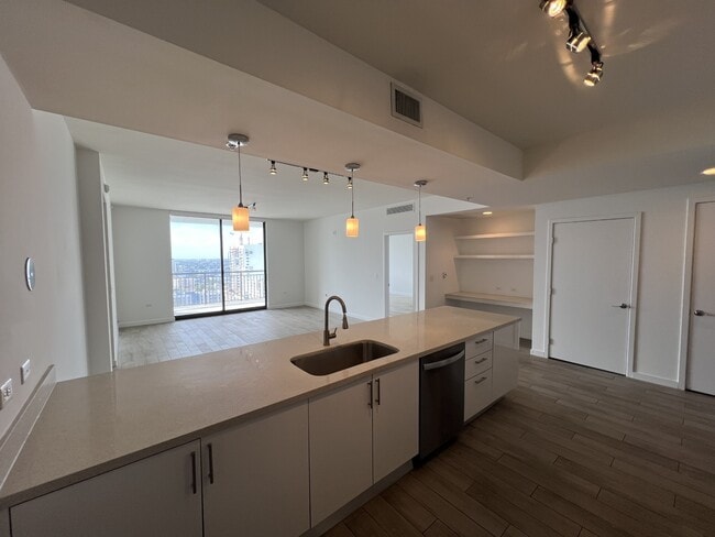 Photo - 999 SW 1st Ave Townhome