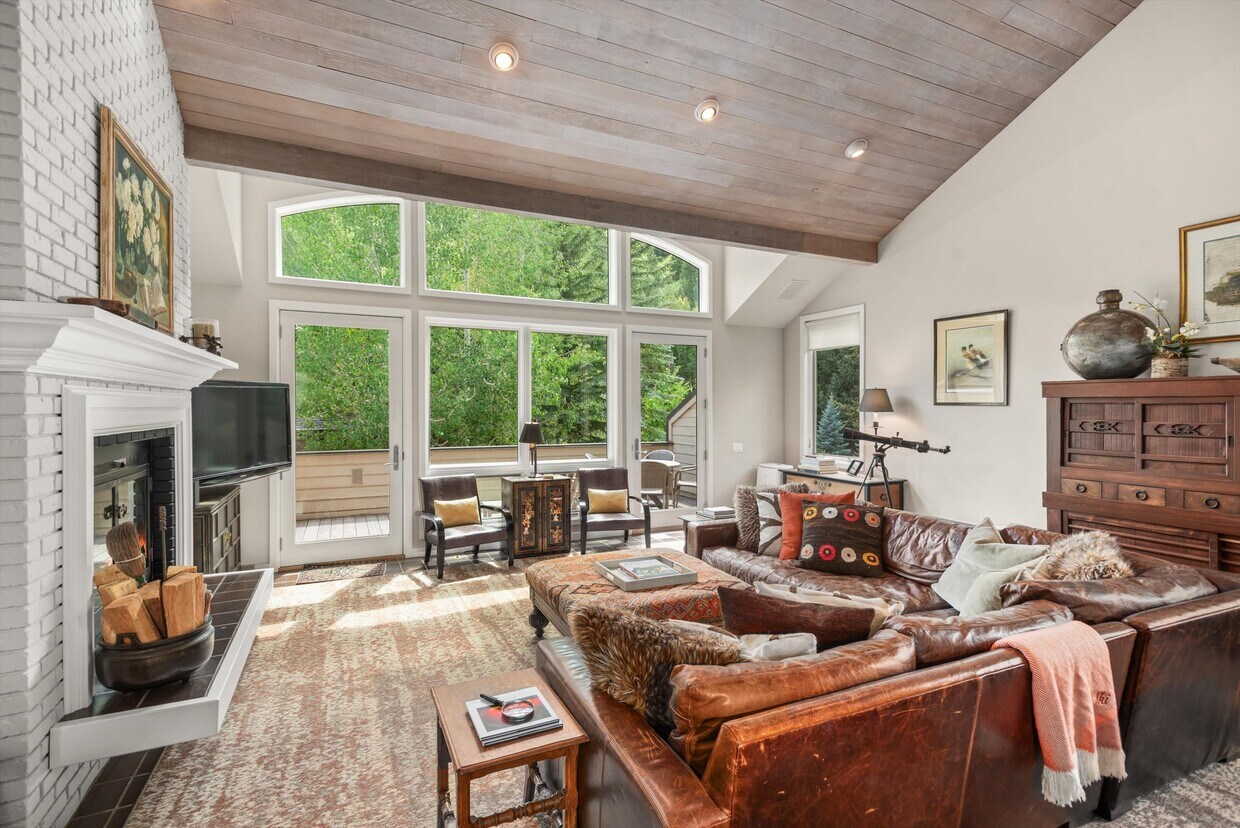 Foto principal - 123 W Hyman Ave