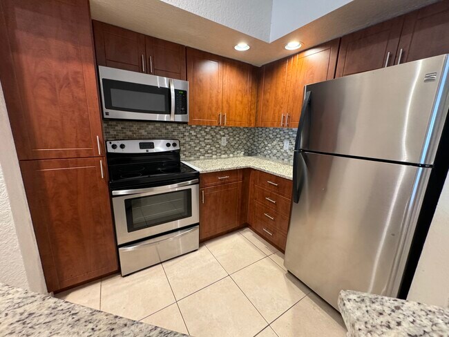 Building Photo - 417 Vista Isles Dr