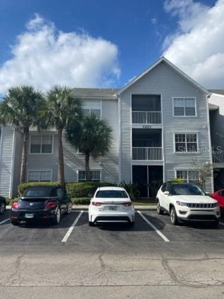 Building Photo - 1221 Bermuda Lakes Ln