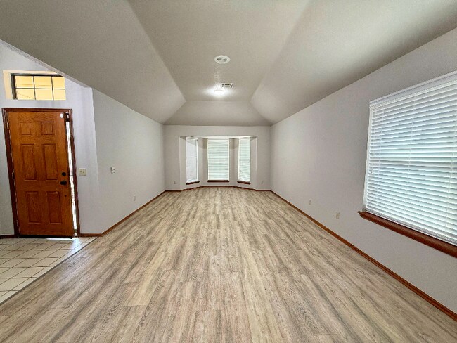 Foto del edificio - 6605 NW 134th St