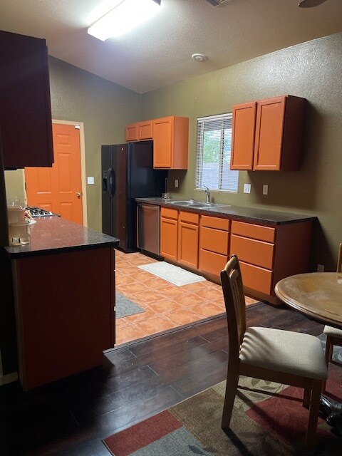 Foto del edificio - 3571 N Moore St