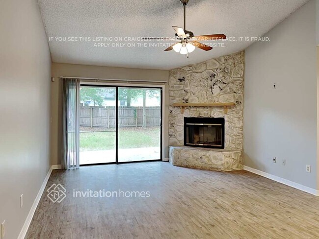 Foto del edificio - 8096 Kilwinning Ln