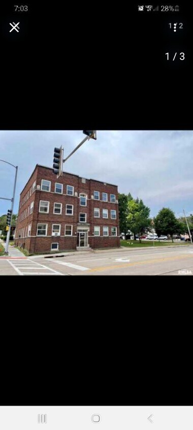 Primary Photo - 1560 7th Ave