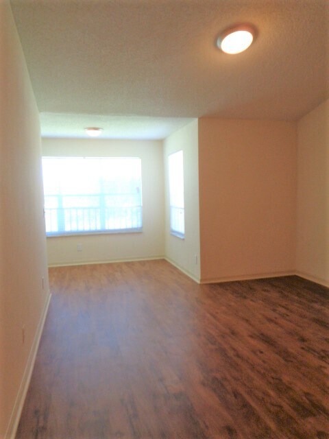Foto del edificio - 12980 Vista Isles Dr