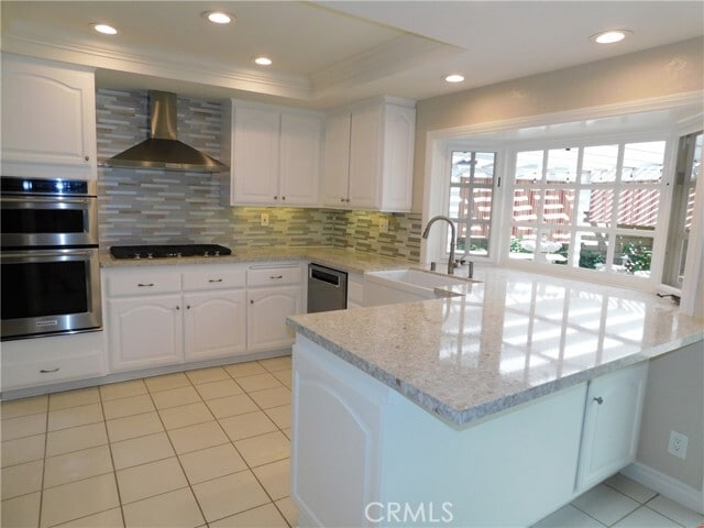 Building Photo - 2414 Sarandi Grande Dr