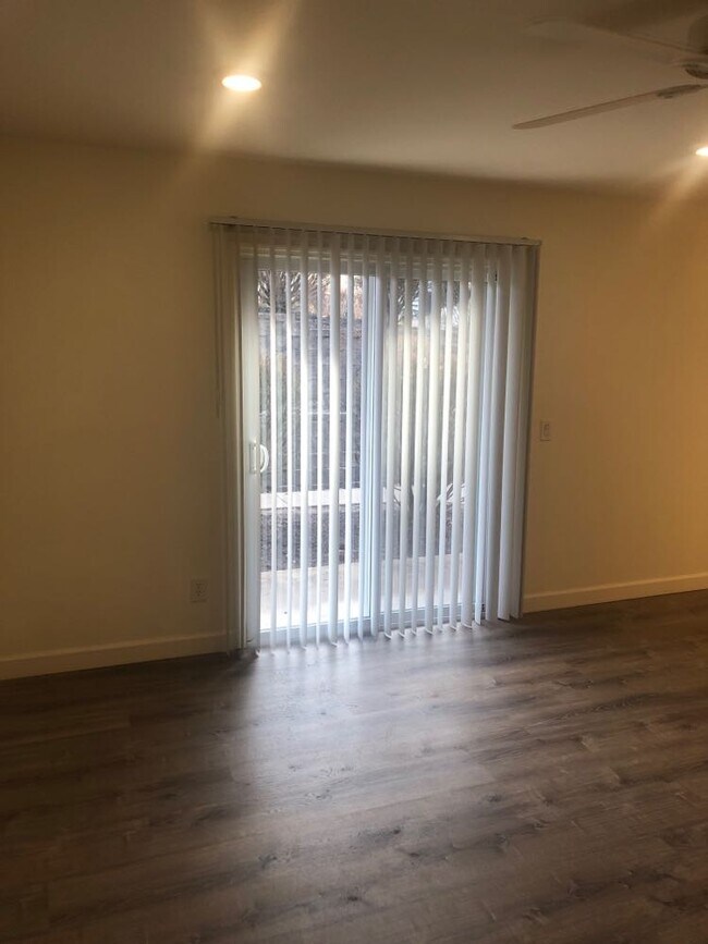 Foto del edificio - 17 Sugar Maple Ln