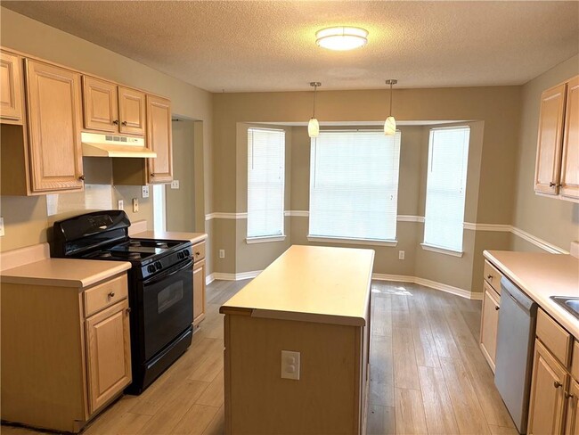 Building Photo - 2076 Willow Oak Dr