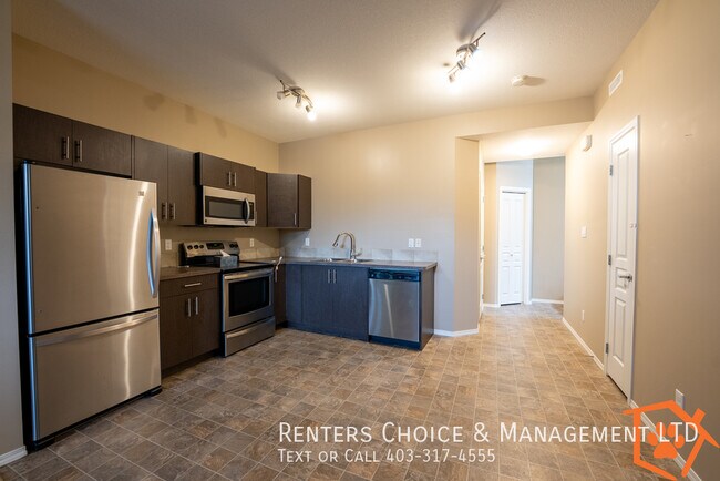 Photo du bâtiment - Keystone Condo With Garage