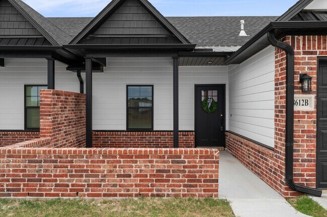 Foto del edificio - Beautiful New Abbington Subdivision! $1000...