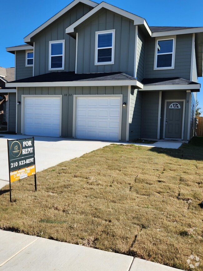 The Parc At Escondido Apartments under 2,500 Converse, TX 4