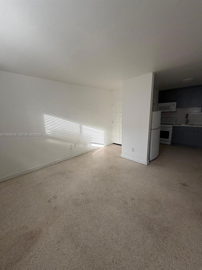 Foto del edificio - 1608 SW 4th St