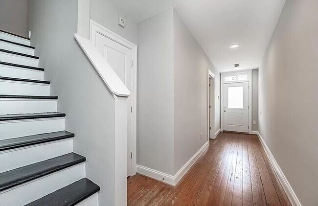 Foto del edificio - 513 S Laurel St