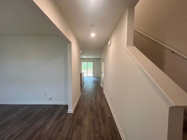 Building Photo - NEW 2-story 4 bedroom 2.5 bath Home in the...