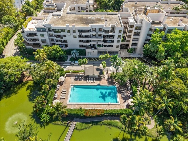 Building Photo - 101 Crandon Blvd